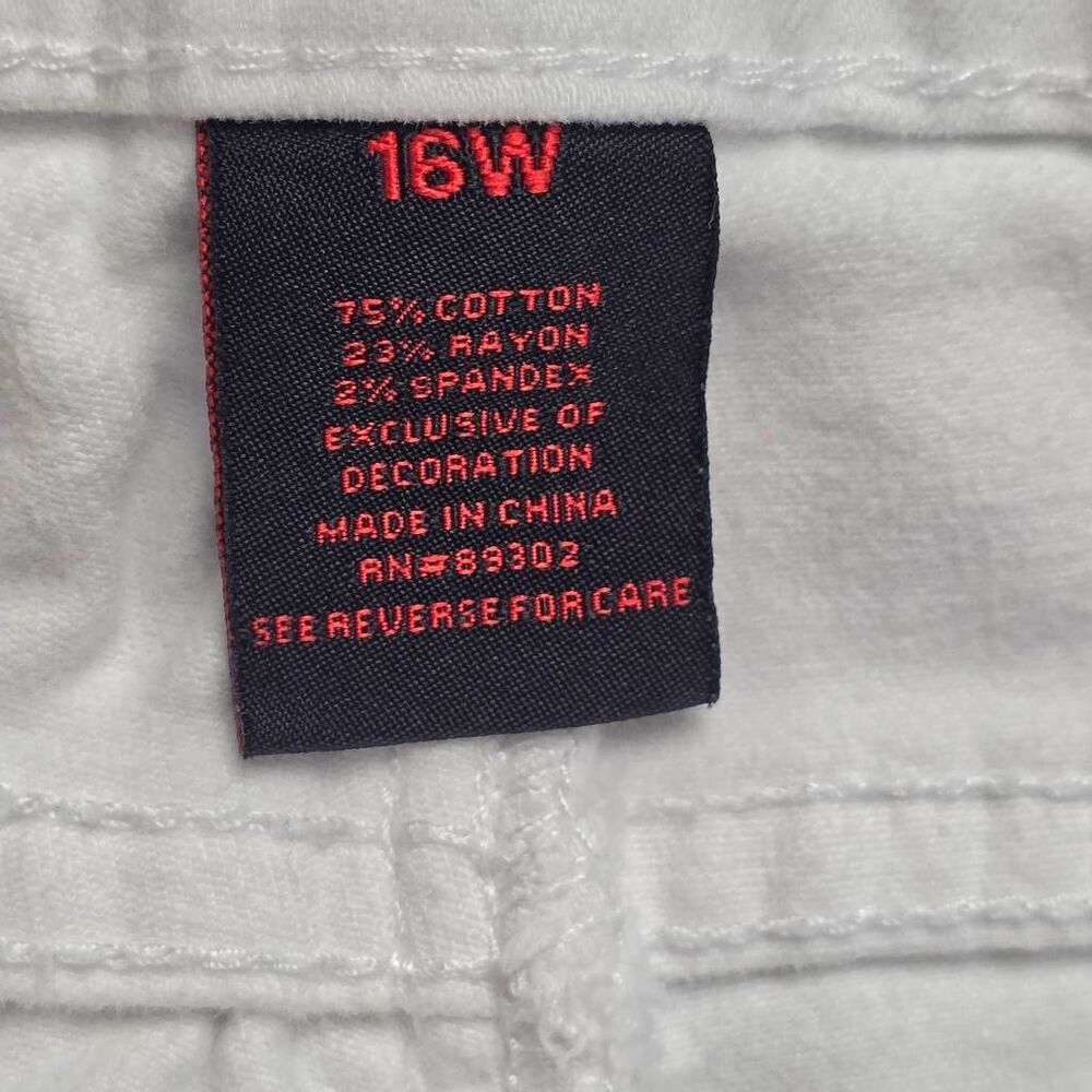 Earl Jean Womens White Capri Jeans 16W Embellished - Picture 4 of 8